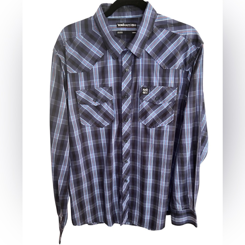 Ecko UNLTD men’s long sleeve blue checkered shirt, size large, shades of blue